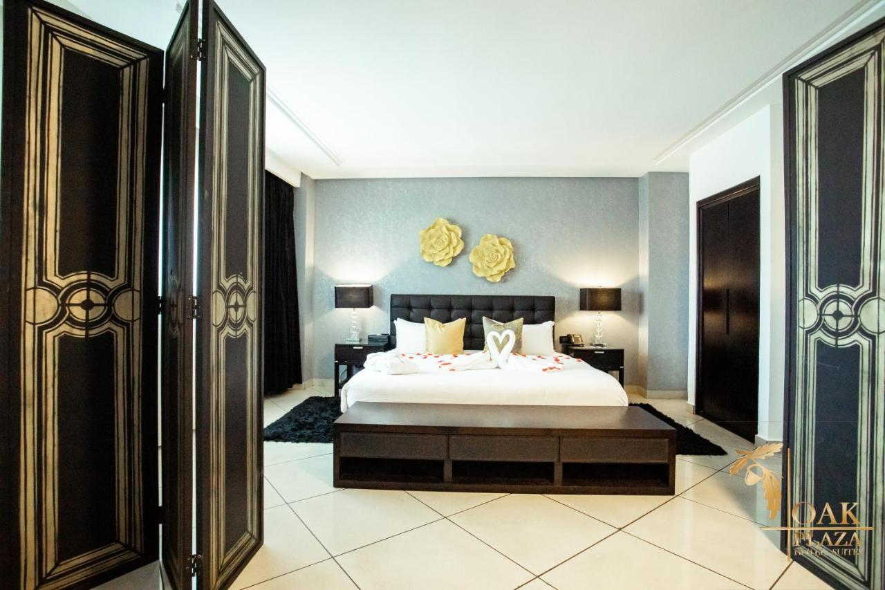 Oak Plaza Hotels East Airport Akkra Exterior foto