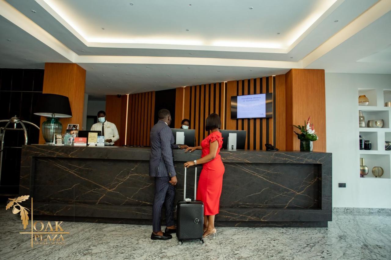 Oak Plaza Hotels East Airport Akkra Exterior foto