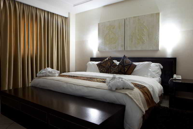 Oak Plaza Hotels East Airport Akkra Exterior foto